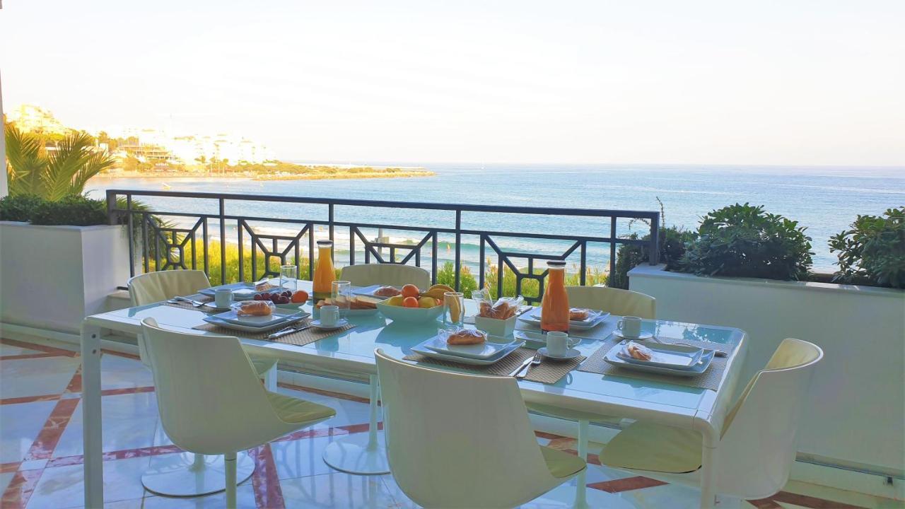 LUXURY APARTMENT FRONTAL BEACH in Doncella Beach Estepona Esterno foto