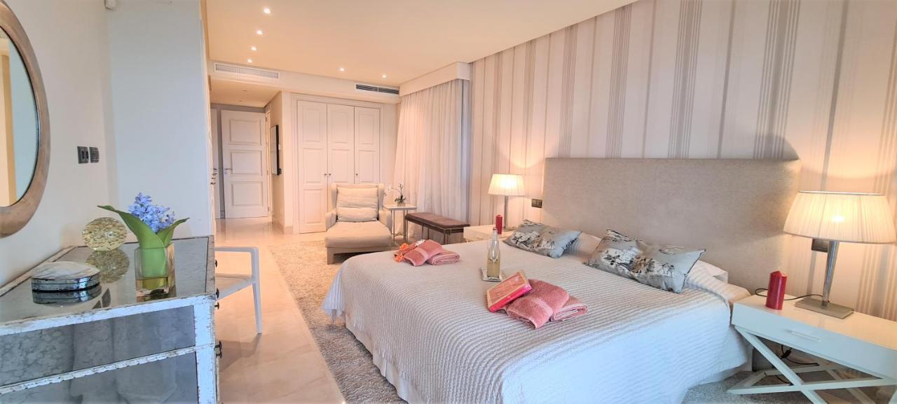 LUXURY APARTMENT FRONTAL BEACH in Doncella Beach Estepona Esterno foto