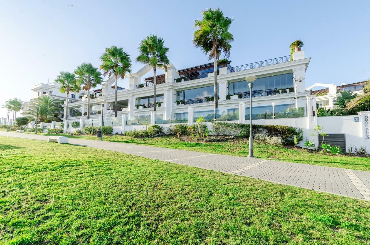 LUXURY APARTMENT FRONTAL BEACH in Doncella Beach Estepona Esterno foto