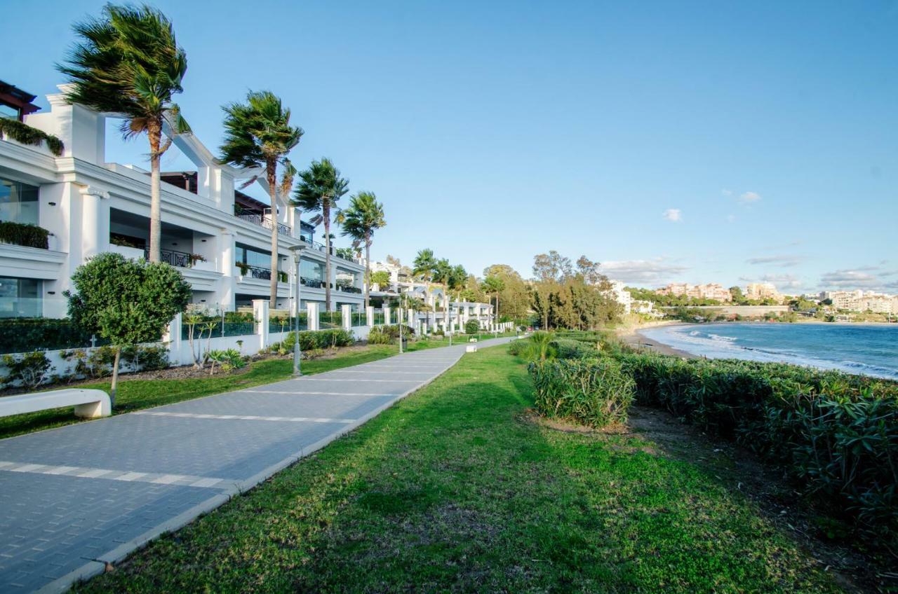 LUXURY APARTMENT FRONTAL BEACH in Doncella Beach Estepona Esterno foto